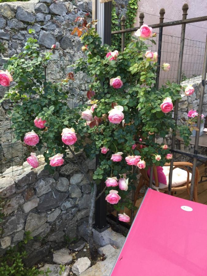 La Cle Des Songes Bed & Breakfast Claviers Dış mekan fotoğraf